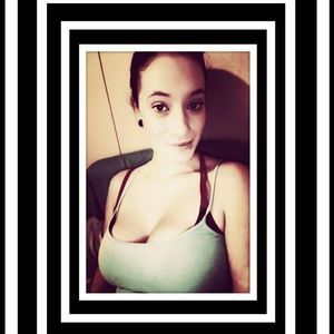 Meet your Posher, Nina